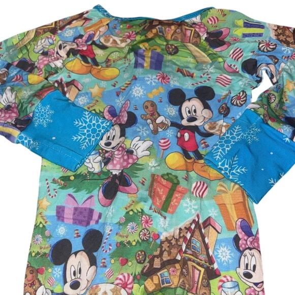 NWT Mickey Minnie Holiday Bamboo Zip Onesie 0-3M Christmas Gingerbread Grip Feet - Picture 6 of 10